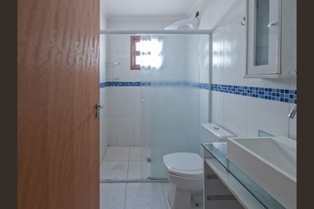Casa à venda com 300m², 5 quartos e 4 vagasBanheiro quarto 5