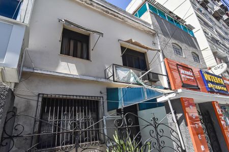 Casa à venda com 120m², 4 quartos e 1 vagaFachada 