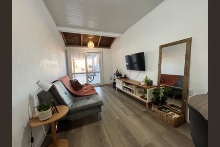 Casa à venda com 180m², 2 quartos e 2 vagasSala