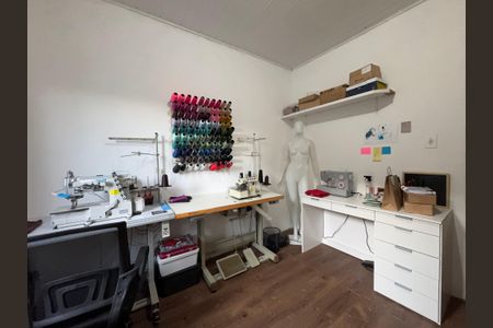 Casa à venda com 180m², 2 quartos e 2 vagasQuarto 1