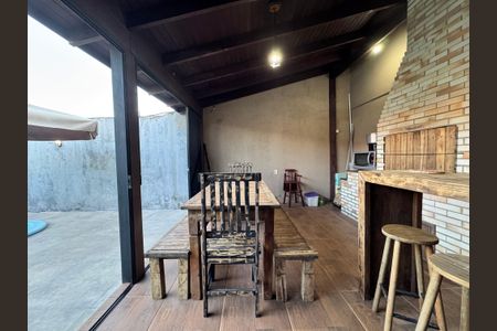 Casa à venda com 180m², 2 quartos e 2 vagasÁrea Gourmet