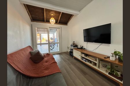 Casa à venda com 180m², 2 quartos e 2 vagasSala