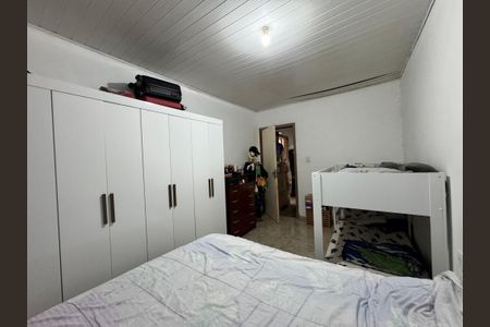 Casa à venda com 180m², 2 quartos e 2 vagasQuarto 2