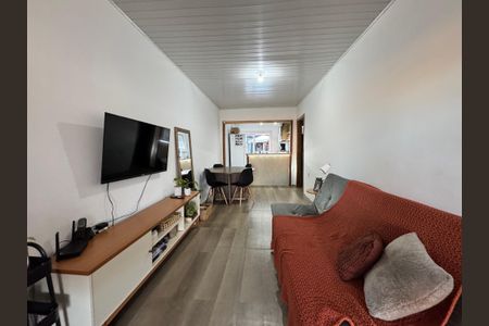 Casa à venda com 180m², 2 quartos e 2 vagasSala