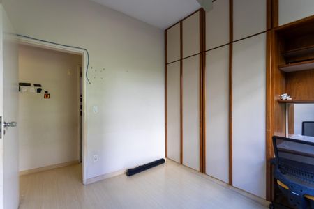Apartamento à venda com 110m², 3 quartos e 1 vagaQuarto 2