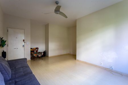 Apartamento à venda com 110m², 3 quartos e 1 vagaSala