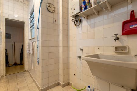 Apartamento à venda com 110m², 3 quartos e 1 vagaÁrea de Serviço