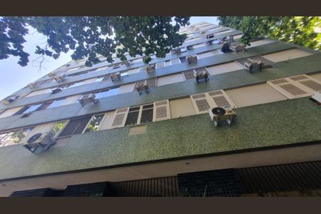 Apartamento à venda com 110m², 3 quartos e 1 vagaFachada