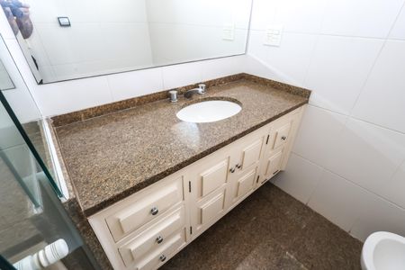 Apartamento à venda com 196m², 3 quartos e 2 vagasSuíte 1