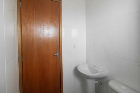 Apartamento para alugar com 61m², 2 quartos e sem vaga Apartamento para alugar com 61m², 2 quartos e sem vagaBanheiro