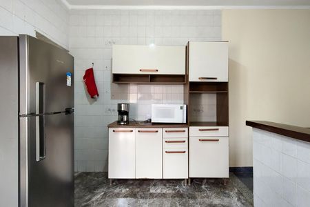 Casa para alugar com 270m², 2 quartos e 2 vagasCozinha