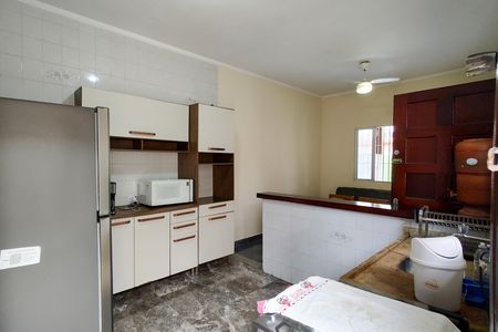 Casa para alugar com 270m², 2 quartos e 2 vagasCozinha