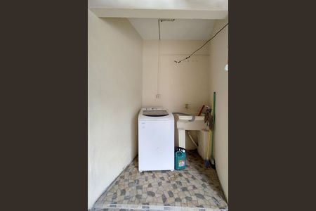 Casa para alugar com 270m², 2 quartos e 2 vagasÁrea de Serviço