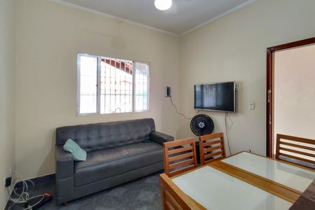 Casa para alugar com 270m², 2 quartos e 2 vagasSala