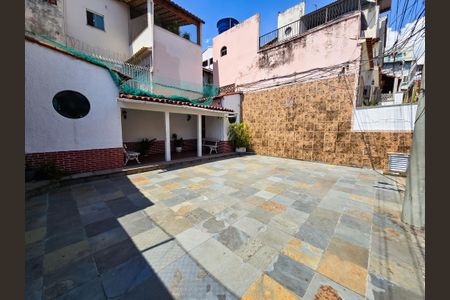 Casa de condomínio à venda com 160m², 3 quartos e sem vaga Casa de condomínio à venda com 160m², 3 quartos e sem vagaÁrea comum