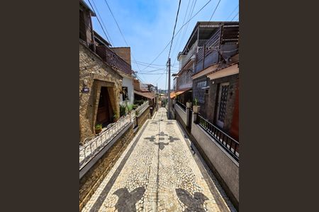 Casa de condomínio à venda com 160m², 3 quartos e sem vaga Casa de condomínio à venda com 160m², 3 quartos e sem vagaÁrea comum