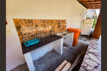 Casa de condomínio à venda com 160m², 3 quartos e sem vaga Casa de condomínio à venda com 160m², 3 quartos e sem vagaÁrea comum - Churrasqueira