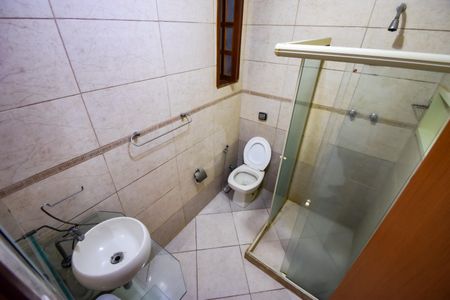 Casa de condomínio à venda com 160m², 3 quartos e sem vaga Casa de condomínio à venda com 160m², 3 quartos e sem vagaBanheiro Social