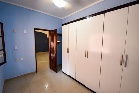 Casa de condomínio à venda com 160m², 3 quartos e sem vaga Casa de condomínio à venda com 160m², 3 quartos e sem vagaQuarto 1