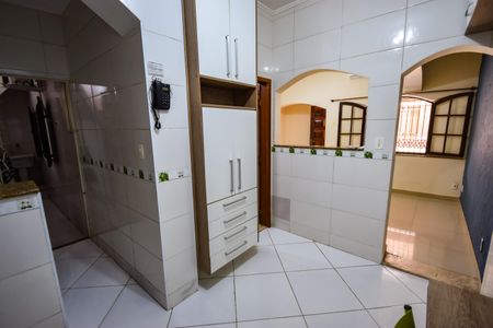 Casa de condomínio à venda com 160m², 3 quartos e sem vaga Casa de condomínio à venda com 160m², 3 quartos e sem vagaCozinha