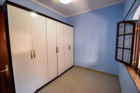 Casa de condomínio à venda com 160m², 3 quartos e sem vaga Casa de condomínio à venda com 160m², 3 quartos e sem vagaQuarto 1