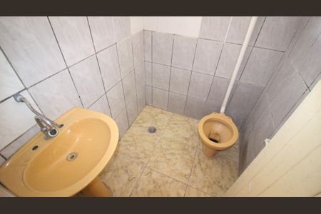 Casa para alugar com 30m², 1 quarto e sem vagaBanheiro