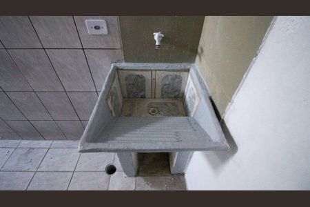 Casa para alugar com 30m², 1 quarto e sem vagaÁrea de Serviço