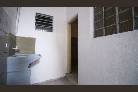 Casa para alugar com 30m², 1 quarto e sem vagaÁrea de Serviço