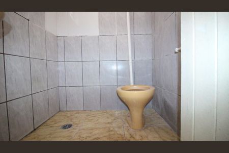 Casa para alugar com 30m², 1 quarto e sem vagaBanheiro