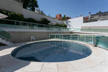 Apartamento para alugar com 115m², 2 quartos e 1 vagaÁrea comum - Piscina