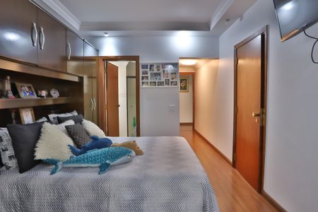 Apartamento à venda com 220m², 3 quartos e 3 vagasQuarto 3