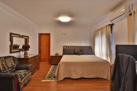 Apartamento à venda com 220m², 3 quartos e 3 vagasQuarto 1