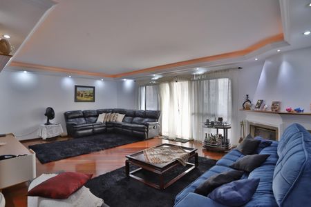 Apartamento à venda com 220m², 3 quartos e 3 vagasSala