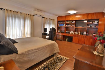 Apartamento à venda com 220m², 3 quartos e 3 vagasQuarto 1