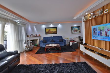 Apartamento à venda com 220m², 3 quartos e 3 vagasSala