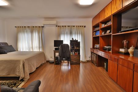Apartamento à venda com 220m², 3 quartos e 3 vagasQuarto 1