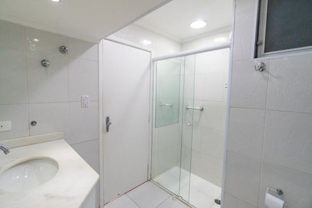 Apartamento à venda com 105m², 3 quartos e 1 vaga Apartamento à venda com 105m², 3 quartos e 1 vagaBanheiro Social