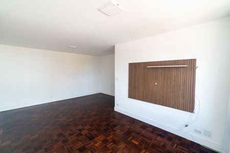Apartamento à venda com 105m², 3 quartos e 1 vaga Apartamento à venda com 105m², 3 quartos e 1 vagaSala