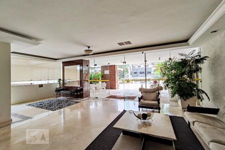 Apartamento à venda com 105m², 3 quartos e 1 vaga Apartamento à venda com 105m², 3 quartos e 1 vagaHall social