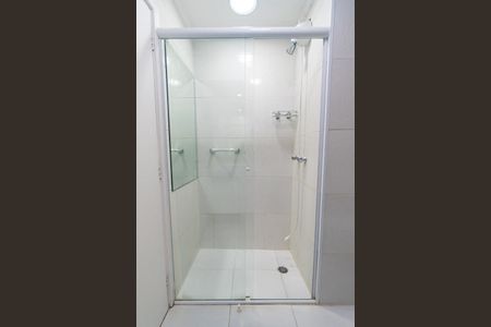 Apartamento à venda com 105m², 3 quartos e 1 vaga Apartamento à venda com 105m², 3 quartos e 1 vagaBanheiro Social