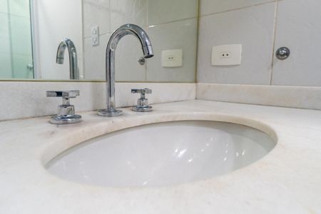 Apartamento à venda com 105m², 3 quartos e 1 vaga Apartamento à venda com 105m², 3 quartos e 1 vagaBanheiro Social