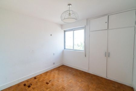 Apartamento à venda com 105m², 3 quartos e 1 vaga Apartamento à venda com 105m², 3 quartos e 1 vagaQuarto 1