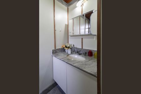 Apartamento à venda com 245m², 4 quartos e 2 vagasBanheiro da suíte 1