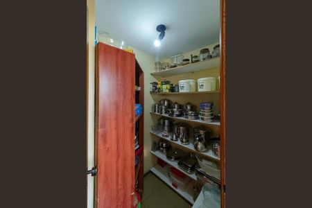 Apartamento à venda com 245m², 4 quartos e 2 vagasDespensa