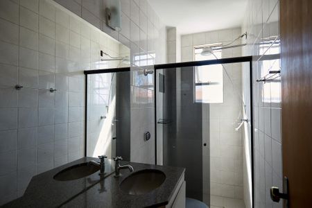Apartamento à venda com 135m², 3 quartos e 1 vagaBanheiro