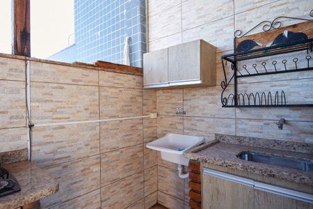 Apartamento à venda com 135m², 3 quartos e 1 vagaÁrea de Serviço