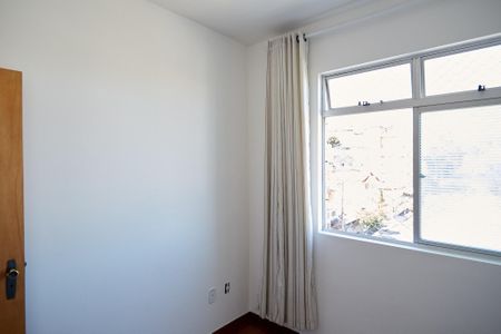 Apartamento à venda com 135m², 3 quartos e 1 vagaQuarto 2
