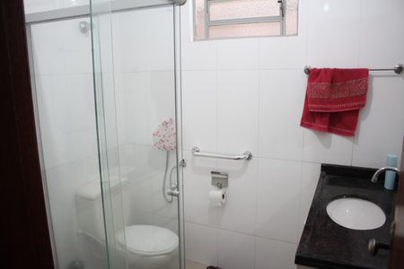 Casa à venda com 320m², 4 quartos e 4 vagasBanheiro 