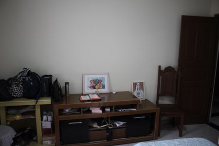 Casa à venda com 320m², 4 quartos e 4 vagasQuarto 2