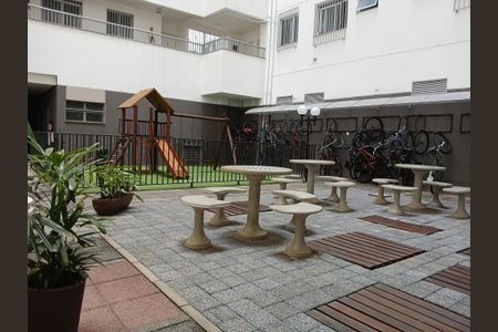 Apartamento à venda com 74m², 1 quarto e sem vagaÁrea comum